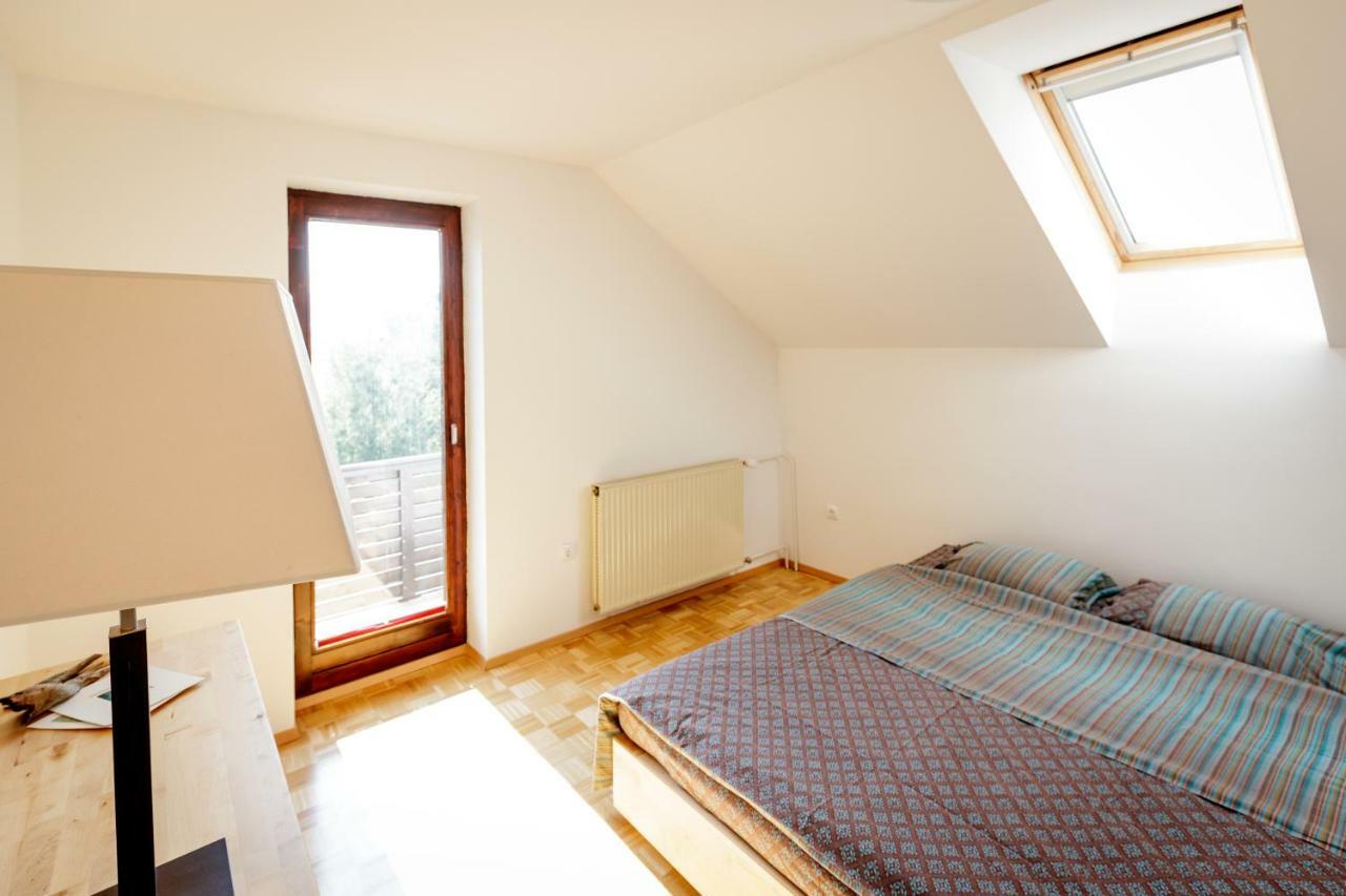 Cosy & Spacious Apt. Benc 지로브니차 외부 사진
