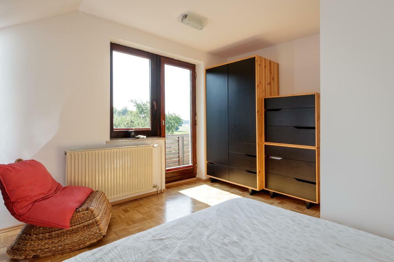 Cosy & Spacious Apt. Benc 지로브니차 외부 사진